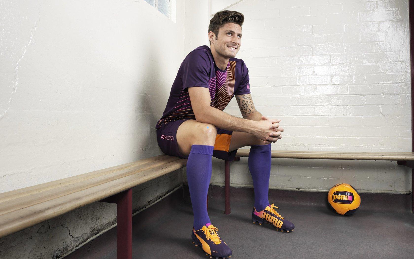 雷迪什生涯转折点，圣安东尼奥马刺下属球队伸橄榄枝，前NBA乐透秀寻求复苏之路